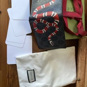 Gucci GG Supreme Kingsnake wallet